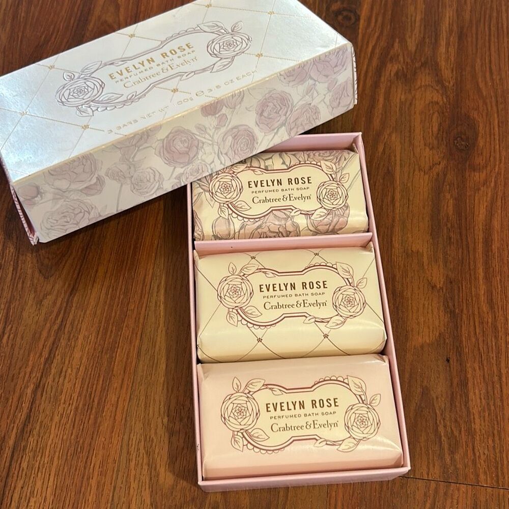 NEW Crabtree & Evelyn Evelyn Rose rare perfume bath soap three bars discontinued